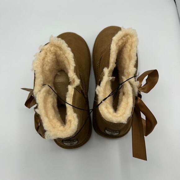PAWZ by BEARPAW Boots Women’s 10 Chestnut Suede Ribbon Bow Shearling Lined New - Picture 11 of 14